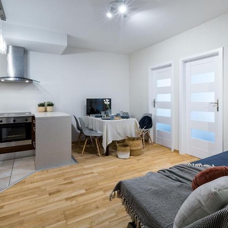 Friendhouse Apartments Angel City 크라쿠프 외부 사진
